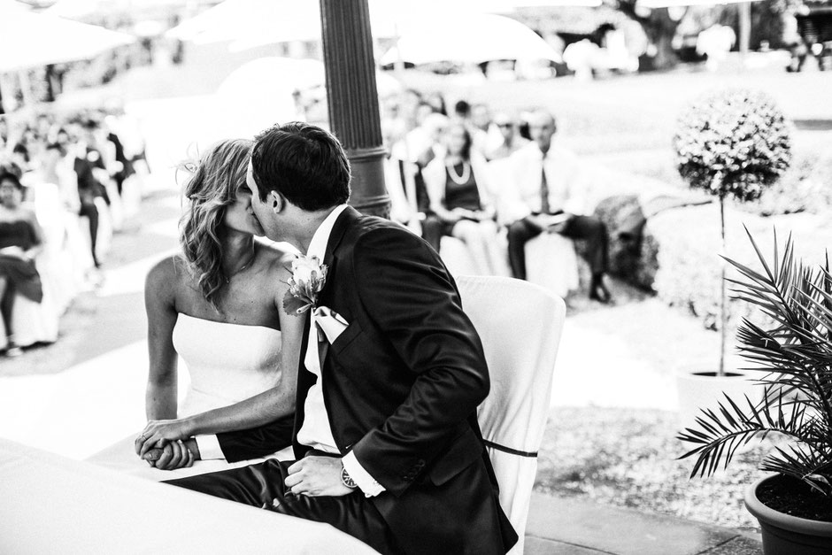 Wedding Celebrant Turkey, english Wedding officiant Thomas Hoffmann, english speaking Luxury Ceremony