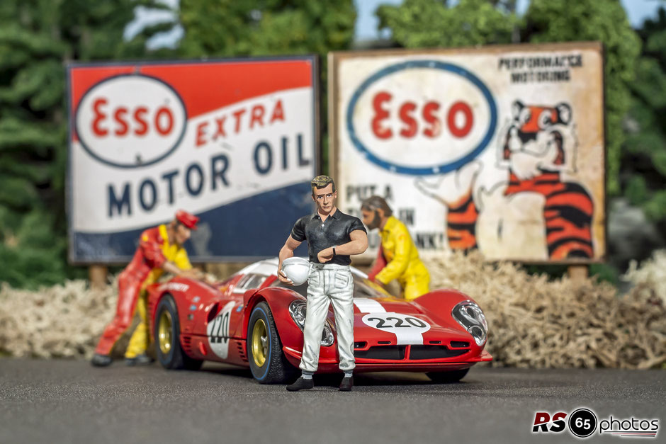 Phil Hill - Figur im Maßstab 1/32 von Le Mans Miniatures