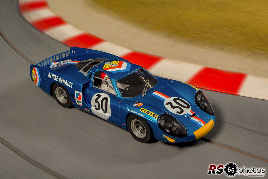 Le Mans Miniatures Alpine Renault A220 #30 - 24H LeMans 1968 - J. Vinatier (Jr) / A. de Cortanze