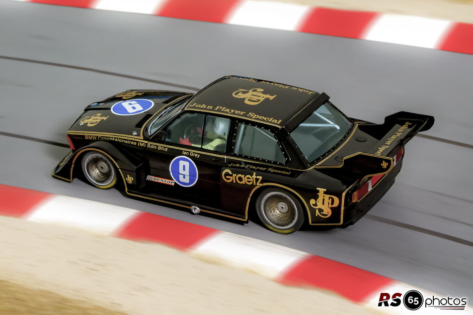 Sideways BMW 320 Gr.5 JPS #9 - Super Saloons Event Penang Grand Prix 1983 Malaysia - Ian Grey - Limited Edition