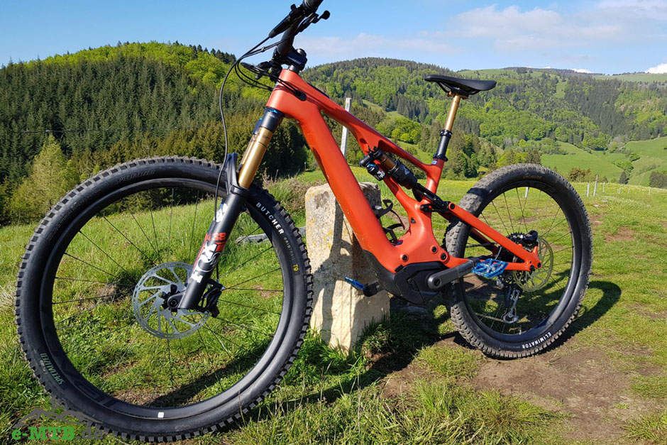 Das Specialized Turbo Levo Pro Gen3 2022 mit Mullet-Setup