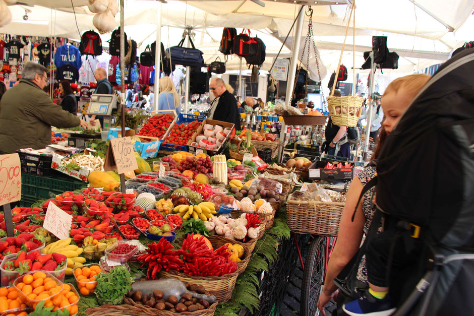 Rome Italy Campo de' Fiori family travel
