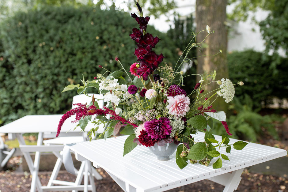 Slowflowers, Gabel und Spaten, Nachhaltige Hochzeitsfloristik, Hochzeitsfotografie Janine Piontek