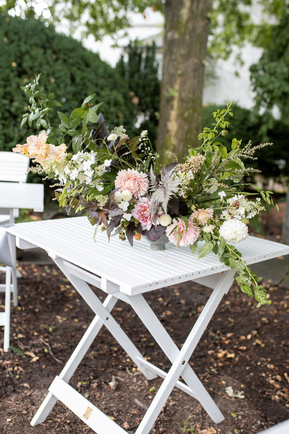 Slowflowers, Gabel und Spaten, Nachhaltige Hochzeitsfloristik, Hochzeitsfotografie Janine Piontek