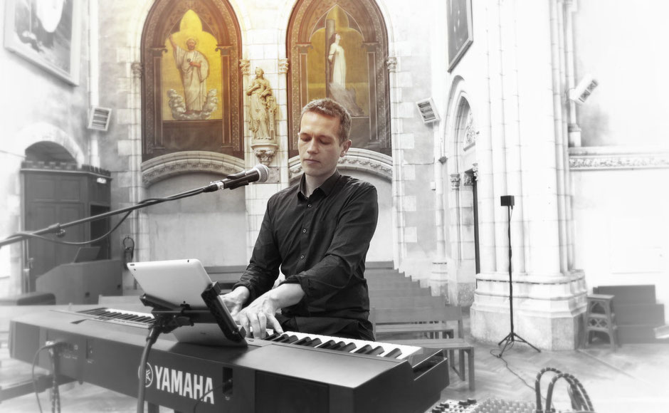 Accompagnement musical et animation des chants de messe à Saint-Cyr-sur-Loire et région