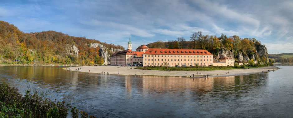 Blick auf das Kloster Weltenburg am Donaubruch