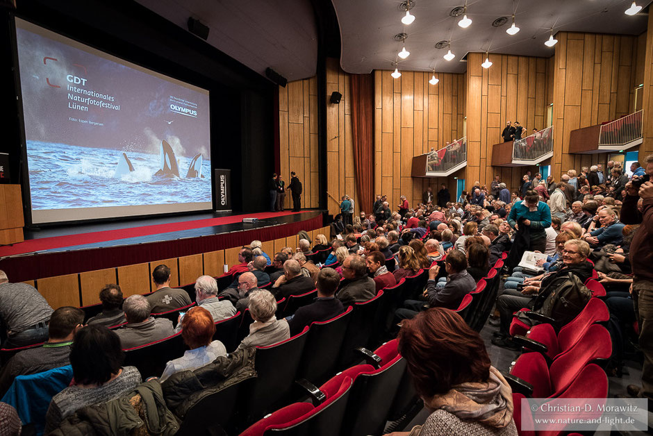 Im Heinz-Hilpert-Theater in Lünen finden das ganze Wochenende Vorträge statt