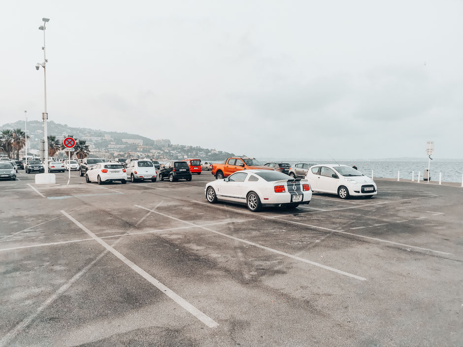 Parkplatz des Clubs 'Palm Beach'  Cannes kostenlos