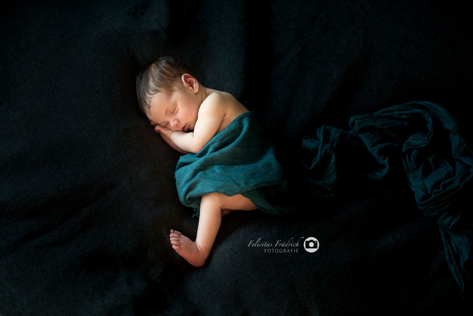 Neugeborenen-Fotoshooting, Neugeborenenfoto, Babyfoto, Neugeborenes, Newborn, Newborn Photography, baby