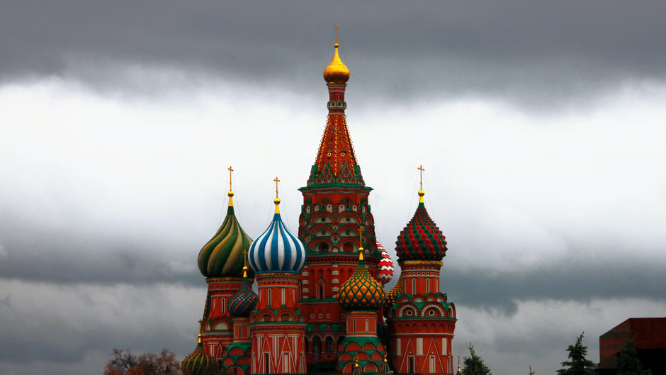 Blick auf die Basilius-Kathedrale in Moskau. Bild von Ivan Shilov auf Unsplash.