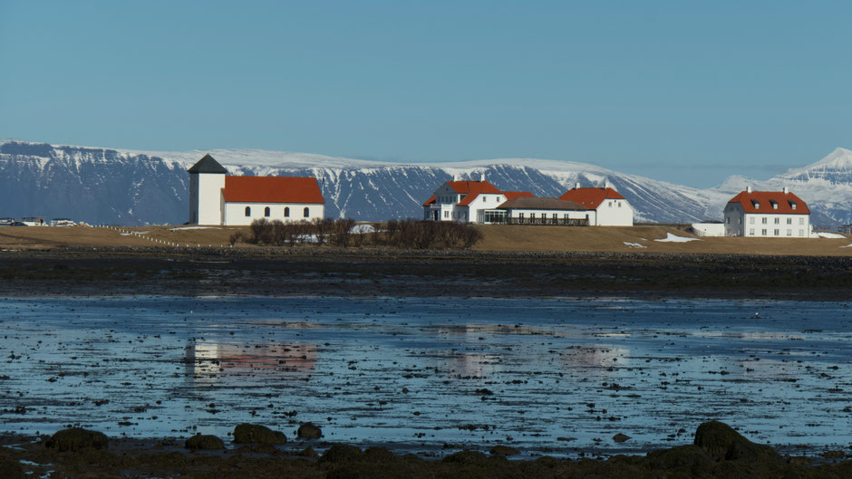 Islands Präsidentensitz Bessastaðir. Bild von Freysteinn G Jonsson auf Unsplash.