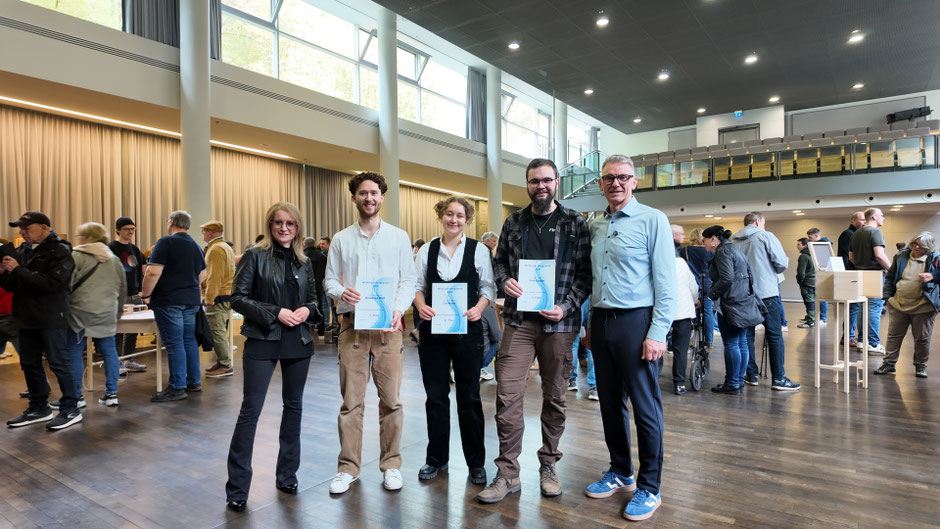 Amadeus Wolf, Zoe Reemts und Finn Gücker mit Andrea Belegante und Andreas Bognanni