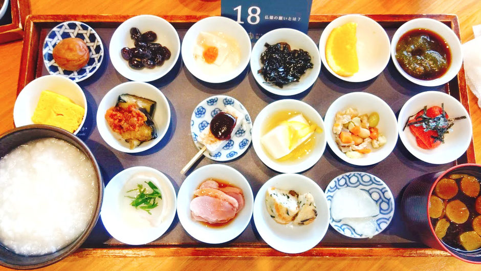 18品目の朝ごはん