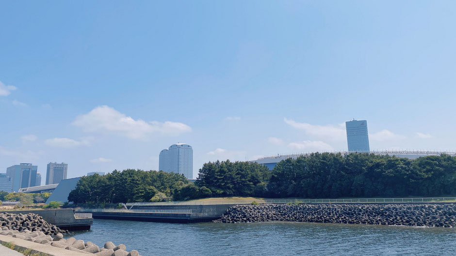 幕張海浜公園から見える浜田川