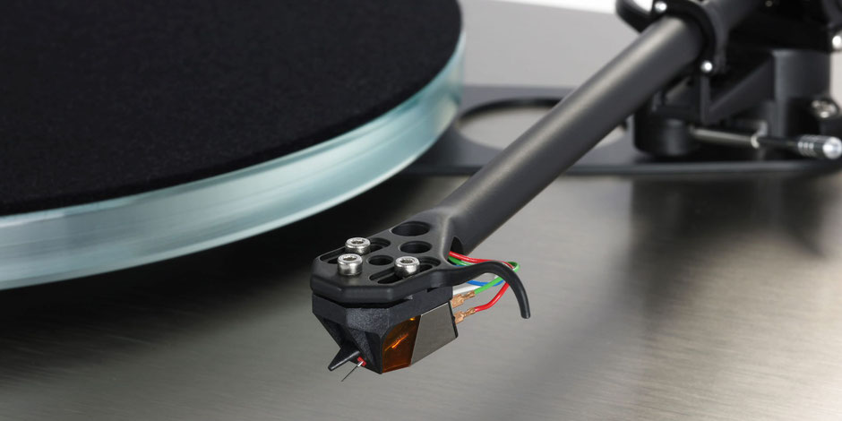 RB880 mit dem besten MM System von Rega - dem ND9 für CHF 799.00 auch einzeln erhältlich
