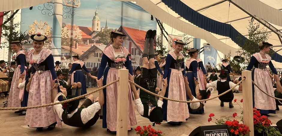 Beim Gaufest des Oberlandler Gauverbandes in Miesbach