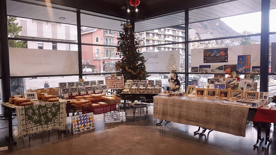 Marché de Noël 2018 - Espace Mont-Blanc - Saint-Gervais-les-Bains - Stand de Byzance Photos Reportages et les Ruchers des 3 Cousins.