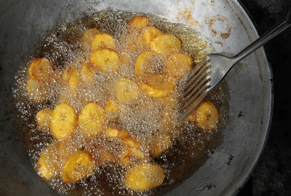 Alokos. Fried plantains. Ouidah.