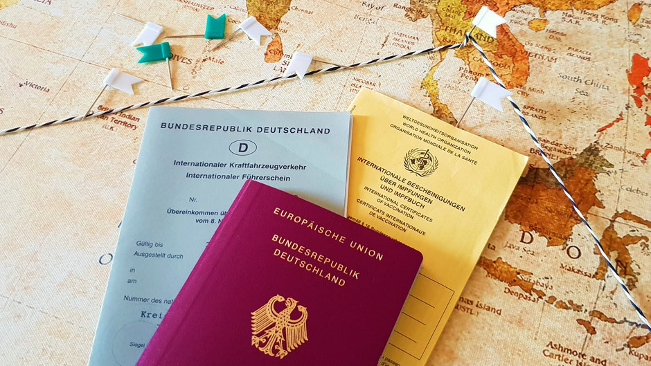 Dokumente für Weltreise