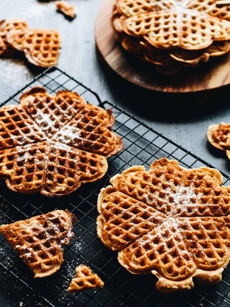 VOLLKORN-WAFFELN MIT EMMER