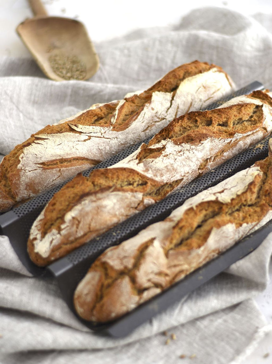 Weizenvollkorn-Baguette mit Sauerteig &amp; Hefe - SANDDORN &amp; SEEGRAS