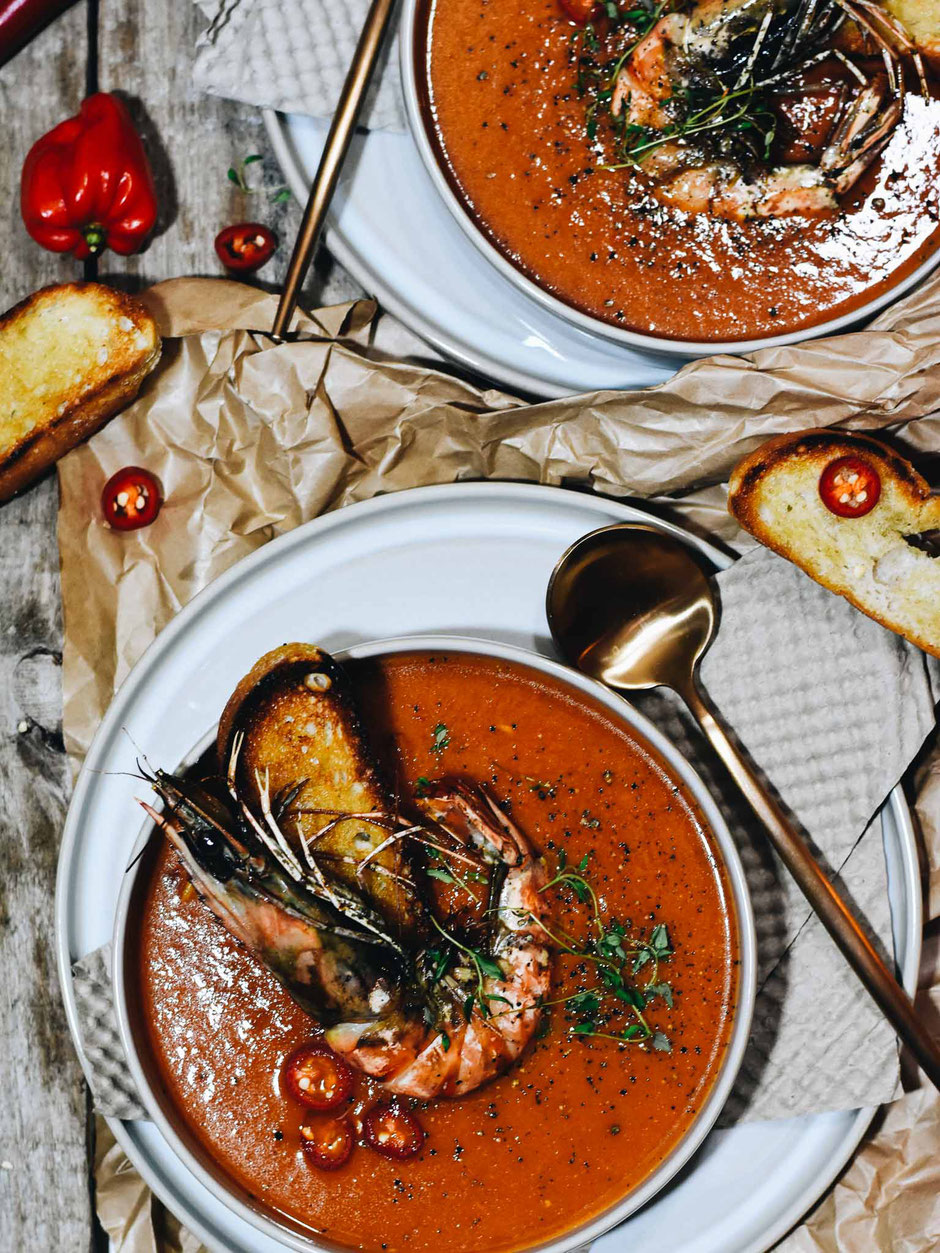 KREOLISCHE FISCHSUPPE MIT CHILI