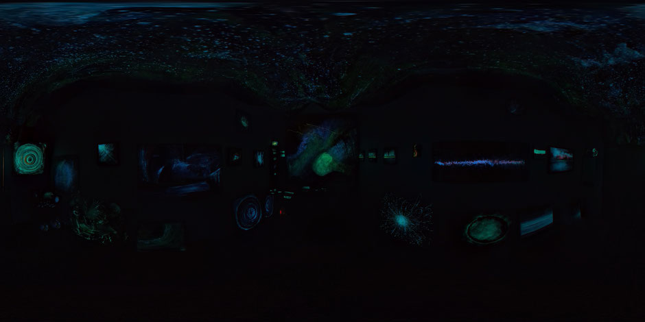 Hier siehst du meinen Präsentationsraum in 3D Rundumsicht im Dunkeln. Meine Kunstwerke leuchten in ihren unterschiedlichen ungiftigen Farben eigenständig ohne künstliches Licht