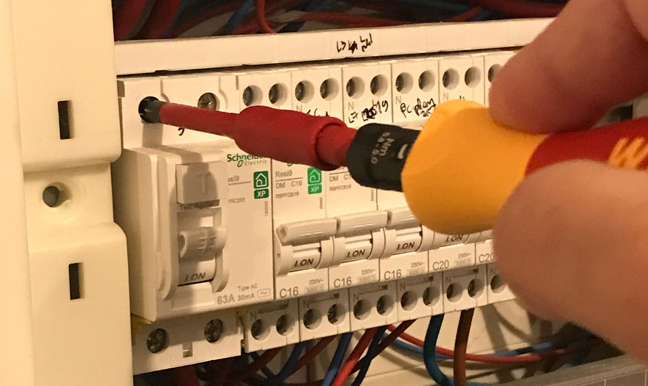Elec Nantes Carquefou tableau électrique différentiel disjoncteur