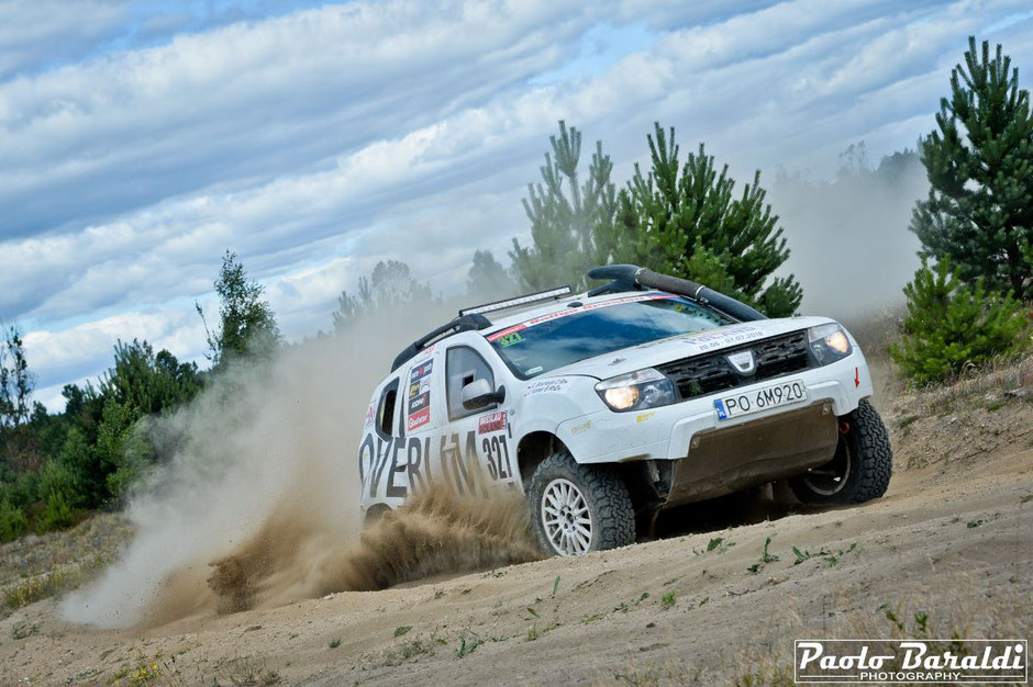 Grzegorz Brochocki e Grzegorz Komar vincitori Breslau Poland Car Cross Country