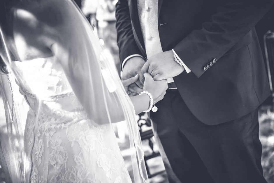 Aschaffenburg freie Trauung Trauredner Aschaffenburg besondere persönliche Trauzeremonie Hochzeit freier Redner