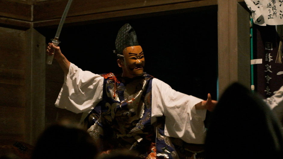 福岡県豊前市 乙女八幡神社 黒土神楽講奉納