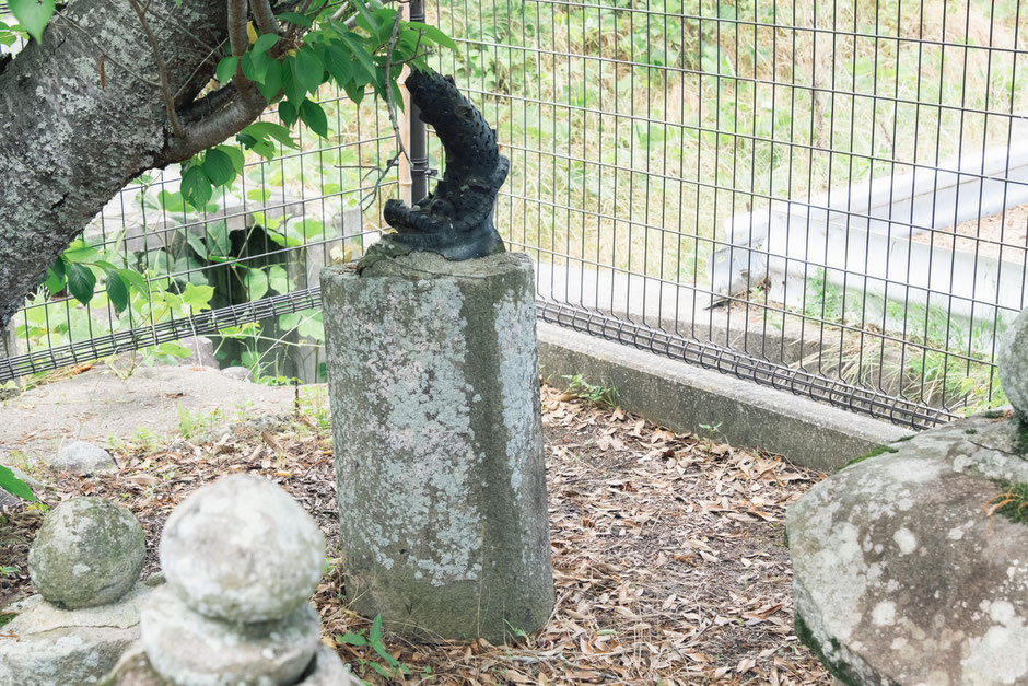 宇佐市下拝田 貴船神社 鯱