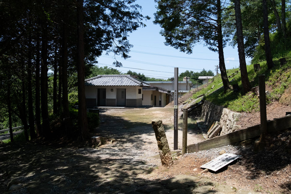 八景山(みやこ町)トイレ?