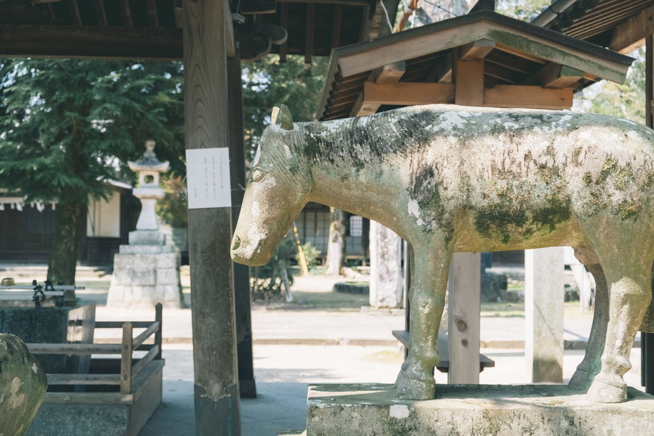 【うきは市吉井町】若宮八幡神社 馬の石像