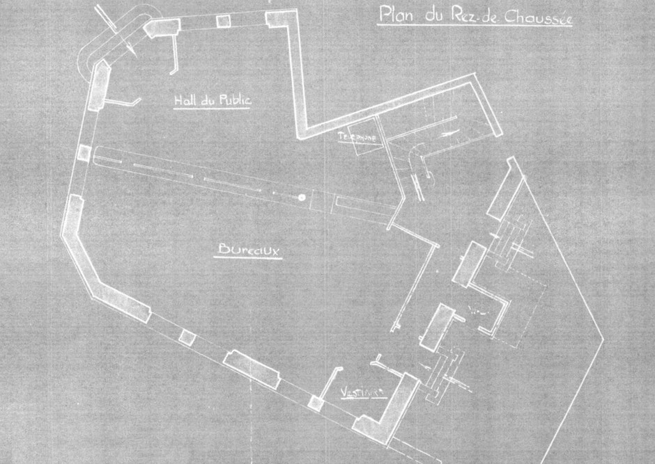 Sur ce plan de février 1928, apparaît l'angle rentrant correspondant à l'immeuble Donarier ainsi que l'unique porte de la façade à l'angle des rues Pelletan et Wilson (coin nord-ouest).