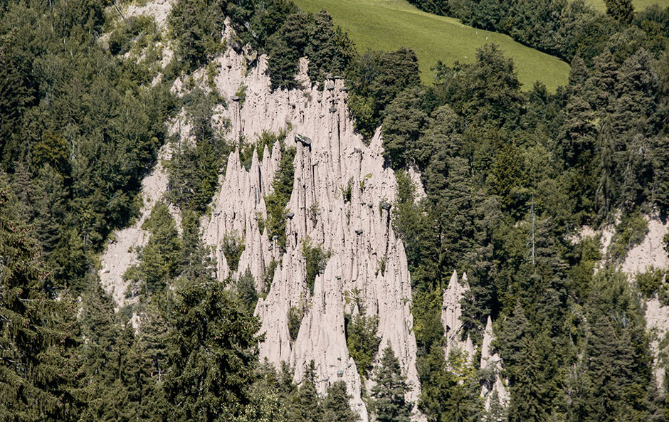 Wandern Ritten Südtirol, Bergurlaub mit Hund, Ritten Oberbozen, Wandern mit Hund in Südtirol, Panoramaweg Südtirol, Erdpyramiden Südtirol