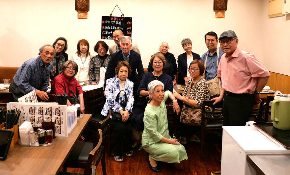 ▲二次会は、江戸川橋駅近くの「萬福餃子房」で開催。
