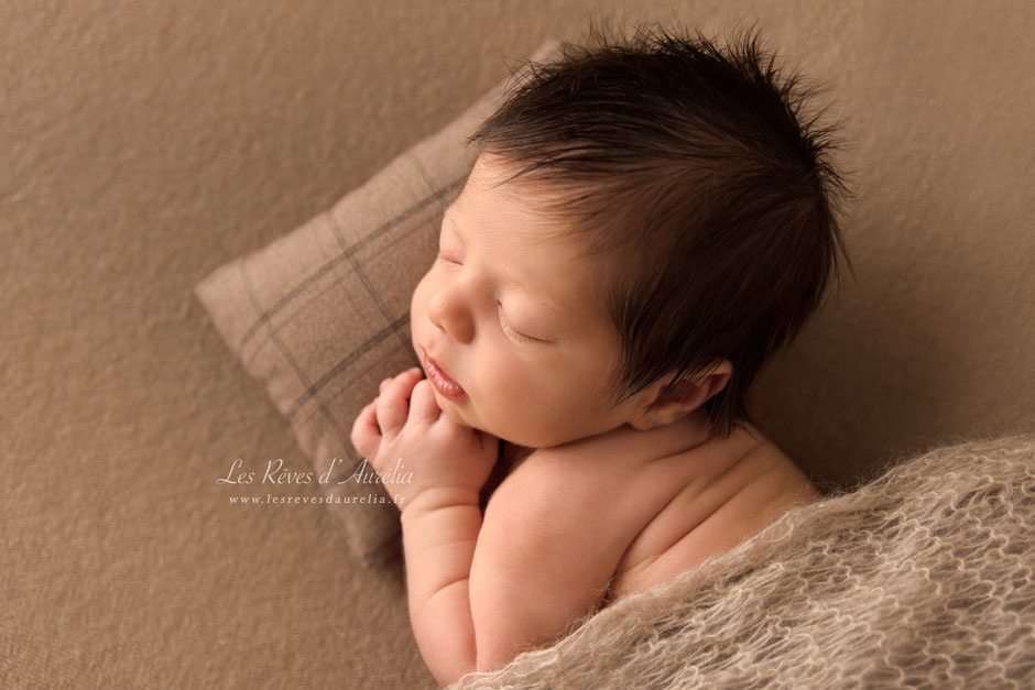 Photographe professionnel bébé Ste Maxime tout le Golfe de St Tropez