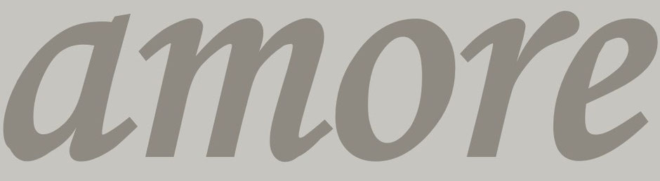 Virtuelle Ernst-Ludwig-Buchmesse: Sandstein-Buchstaben und Zahlen - ein Wort "amore"