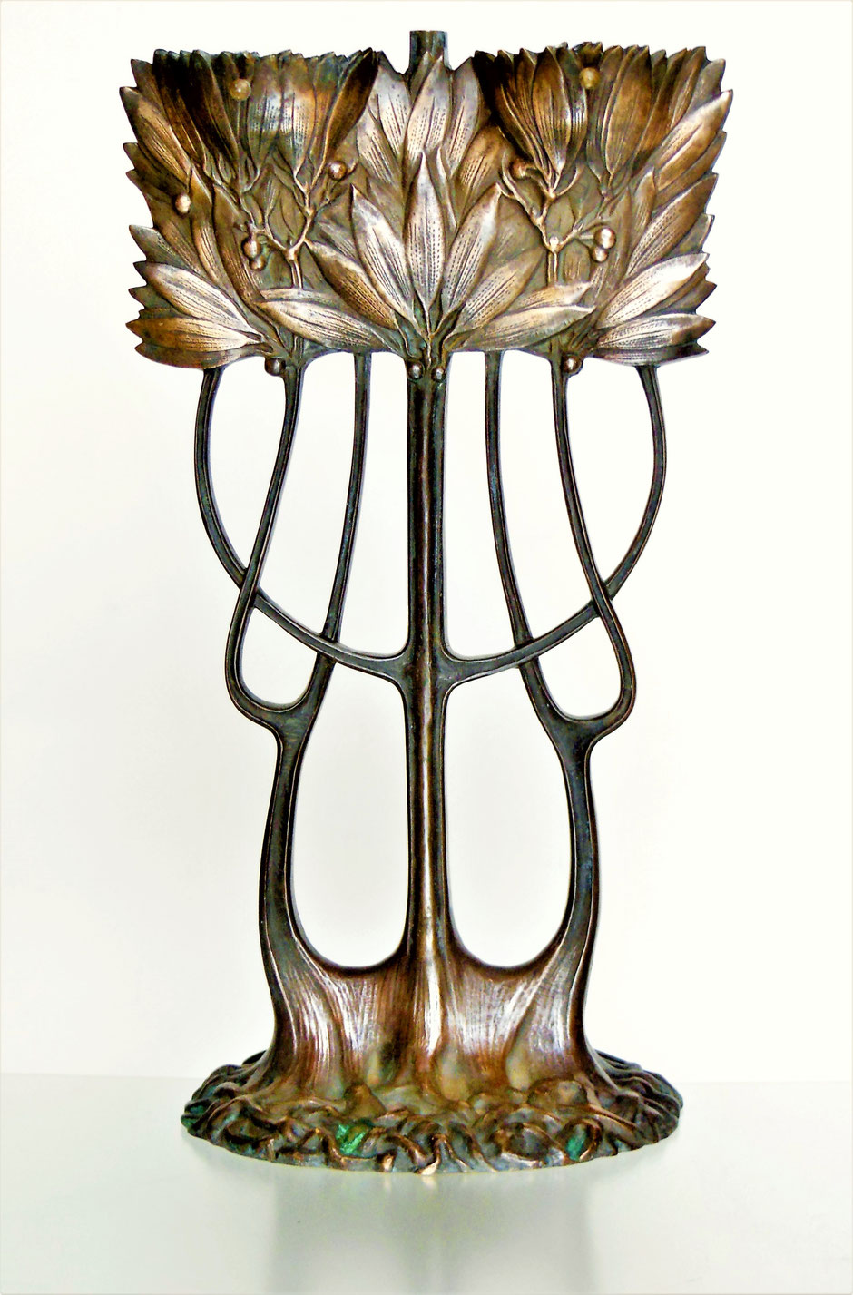 Bronze, K. u. K. Krupp, Foto und Objekt von Manfred Geisler, Objekt Bestandteil der Ausstellung 1900 - Schönheiten einer Epoche