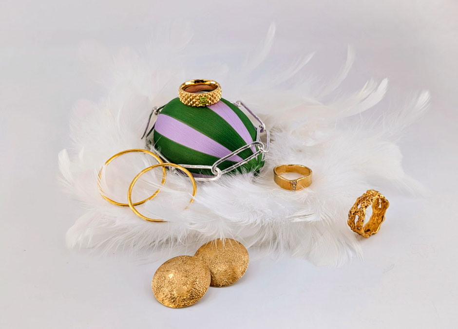 Foto: Caroline Ertl | Schmuck: Atelier STOSSIMHIMMEL