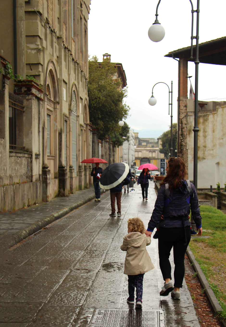 Walking Lucca Italy with small kids