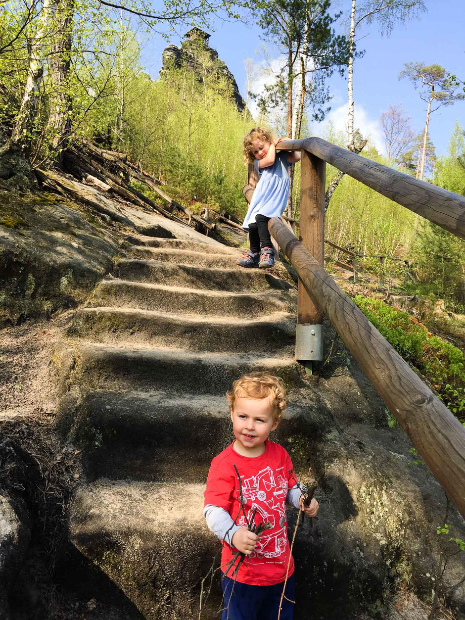 Hiking to Mariina Vyhlidka with Kids in Bohemian Switzerland