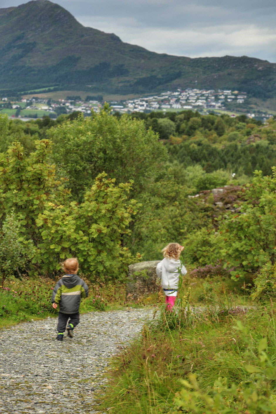 Tueneset Naturlekeplass Alesund Norway with Kids
