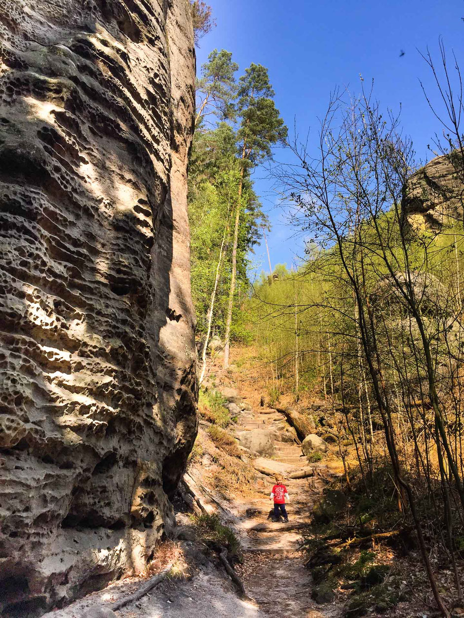 Hiking to Mariina Vyhlidka with a toddler in Bohemian Switzerland
