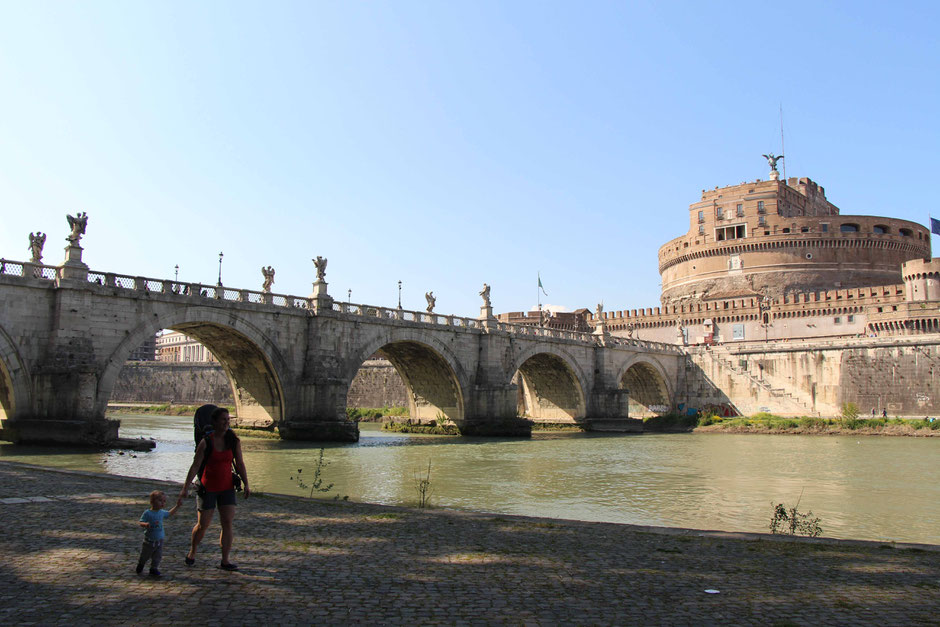 Tiber River Walk With Children in Rome Italy