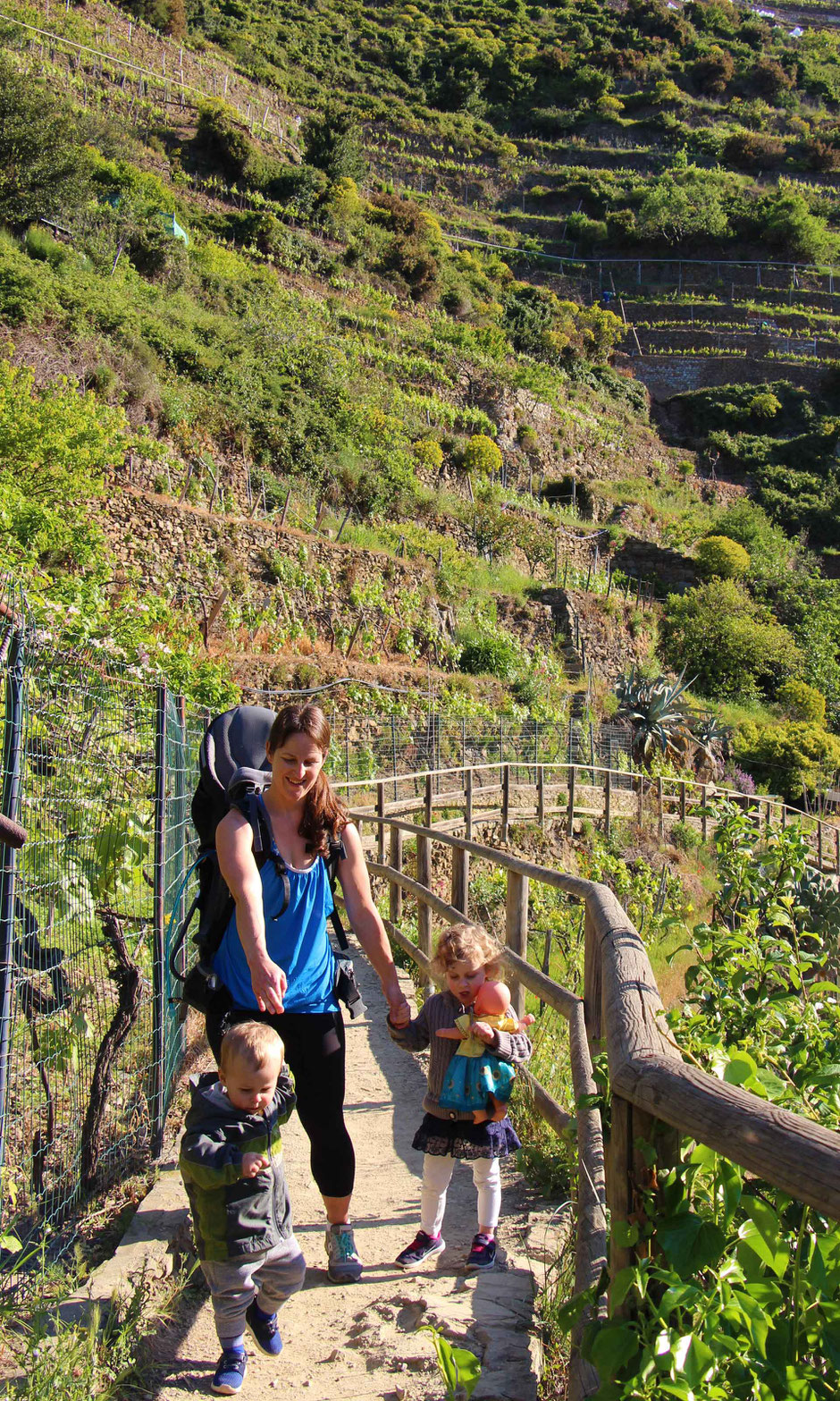How to Hike Cinque Terre with Kids -Manarola to Cornigila - the kids had fun hiking too