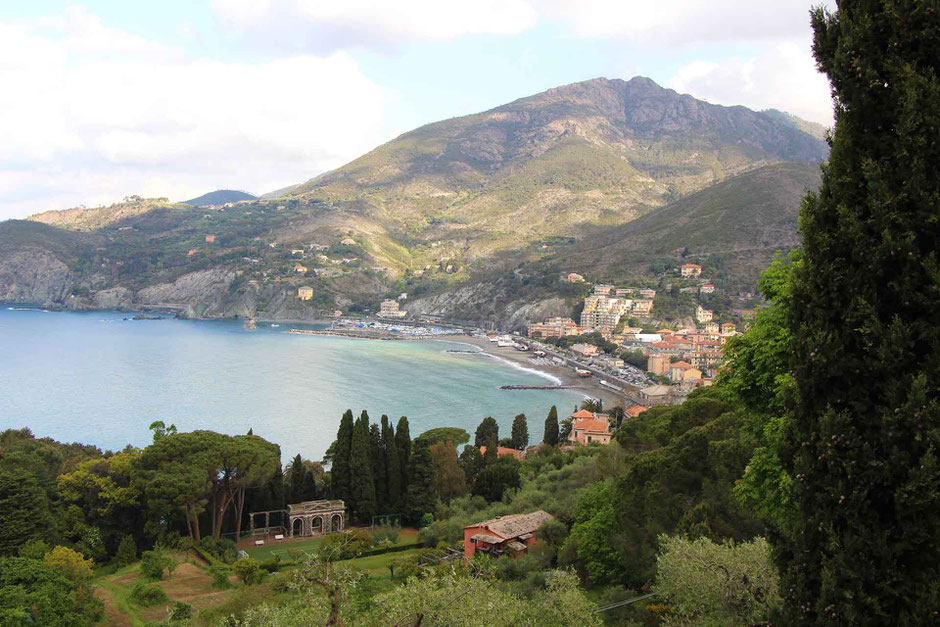How to Hike Cinque Terre with Kids - Levanto to Monterosso - Looking back at Levanto's beautiful setting