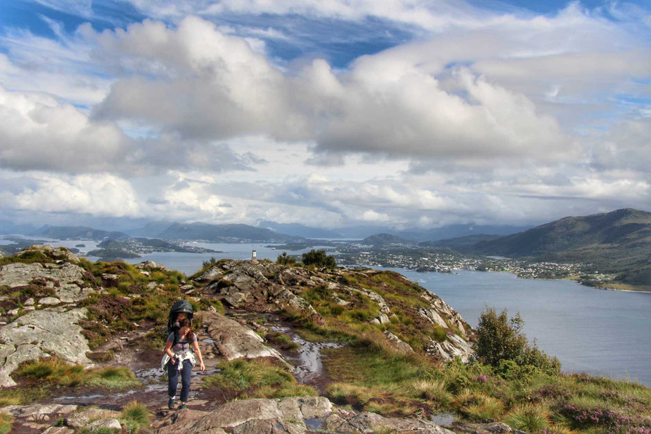 Hiking Sukkertoppen in Alesund Norway