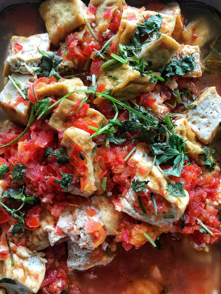 Tofu gebraten Tomatensoße